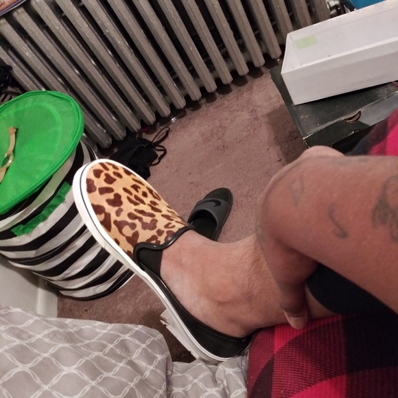 Shoes - Picture 1 of 6